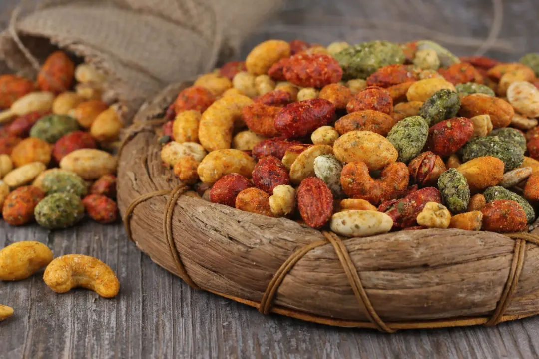 Mixed Flavored Nuts